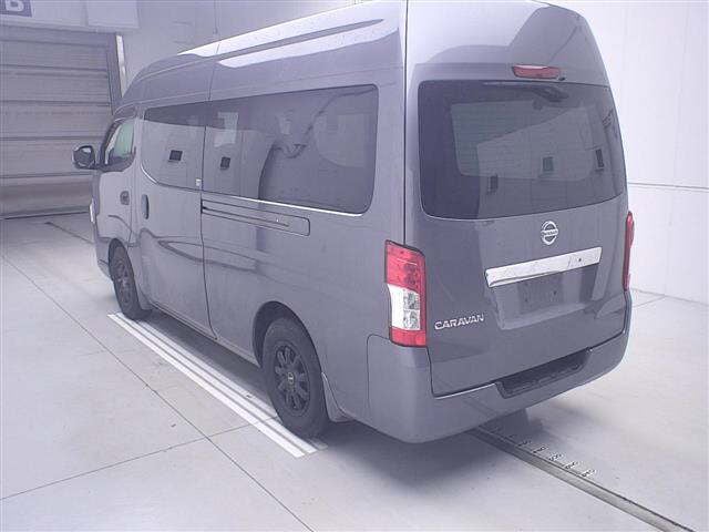97afd3e2ad70d5fe2b2d1e147d990f33.jpg
