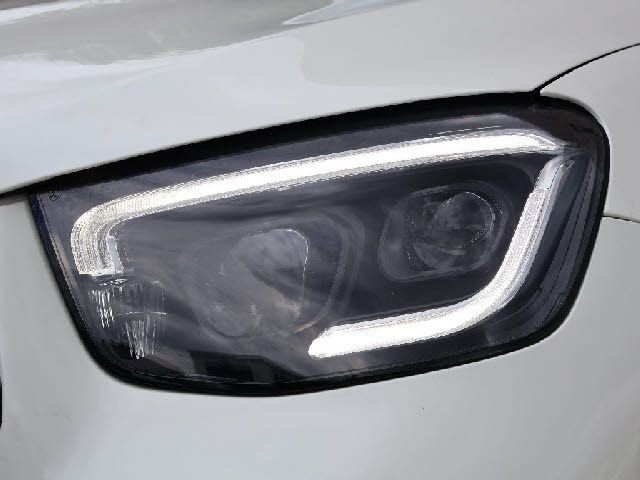 057dd4b96fccde03181cedc018f5f2c1.jpg