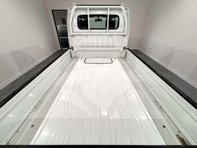 0baef279a0933d97cae29f99ba75f365.jpg