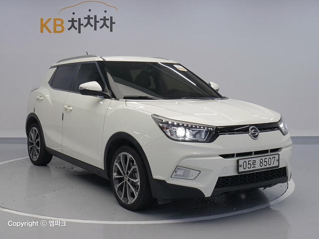 4011501757R4.jpg
