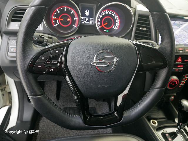 4011501757R8.jpg