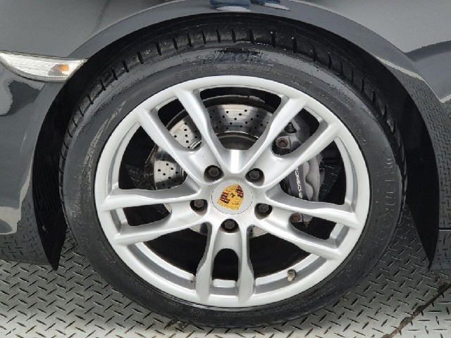 5121001513R19.jpg