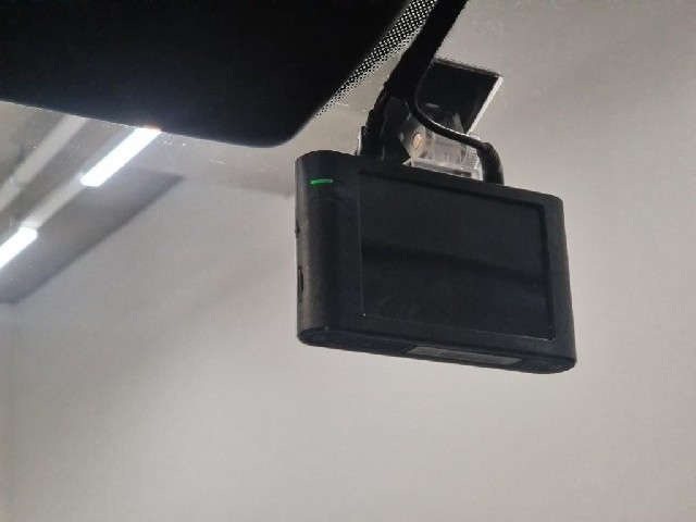 6051501234R16.jpg