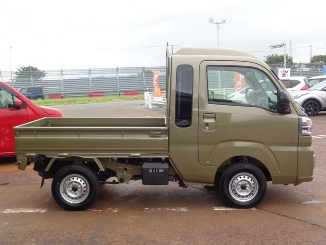 269cef505e4c30eabf39ad9790325af9.jpg