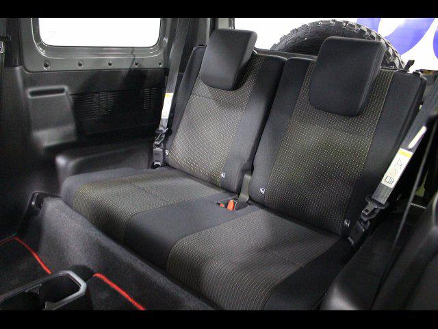 b350e68db12df4d5f4bfd6239a5aee2a.jpg