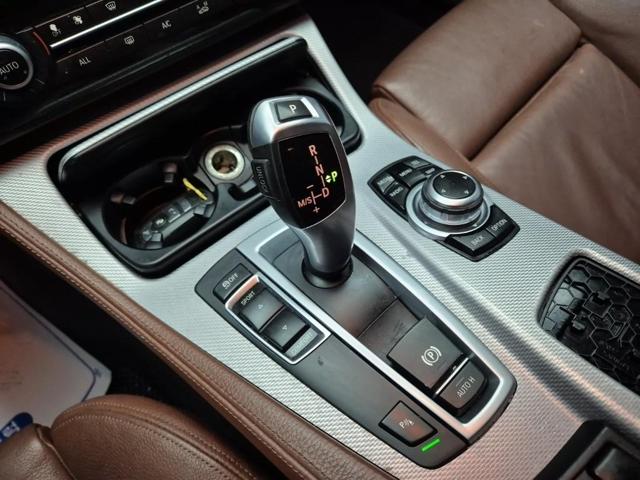6021001586R8.jpg