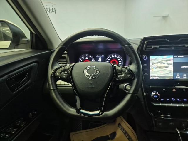 6021501677R9.jpg