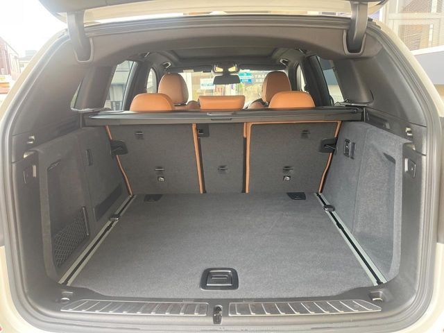 04cbf20eca63546515f762ec94c04238.jpg
