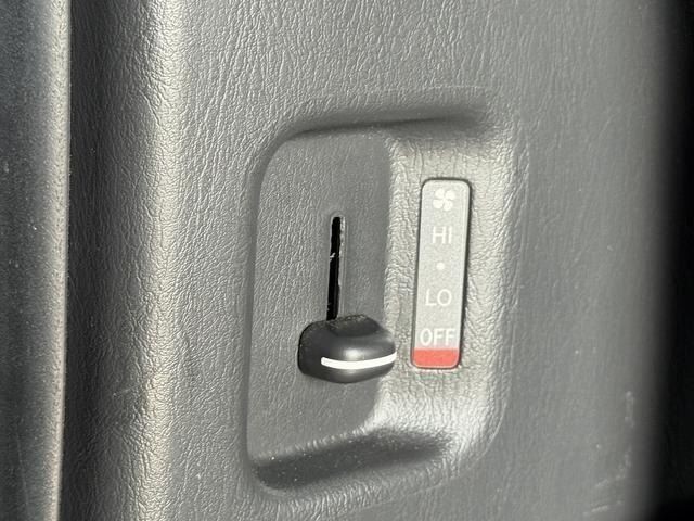 573140762e8938f7e0b3624b9314fd95.jpg