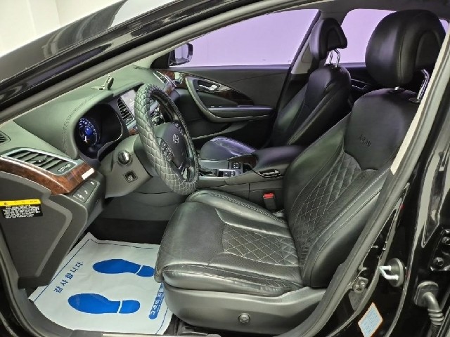 5121001147R11.jpg