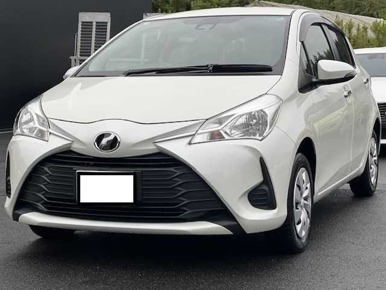 2019 Toyota Vitz, photo 1 of 1