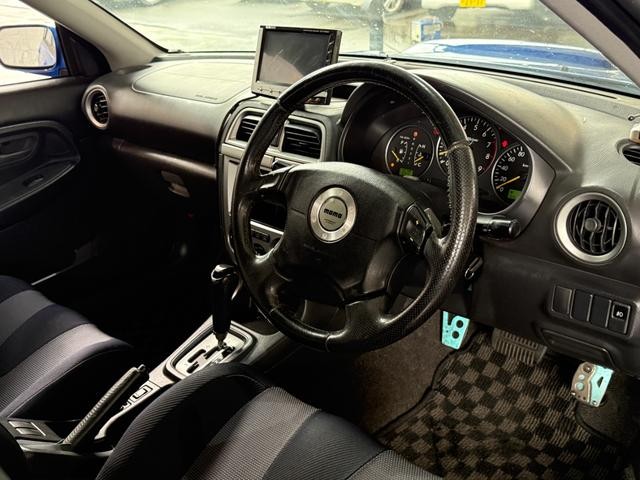1020009A30261023W00111.jpg