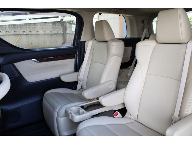 814fbd51a137931b694237cc94181922.jpg