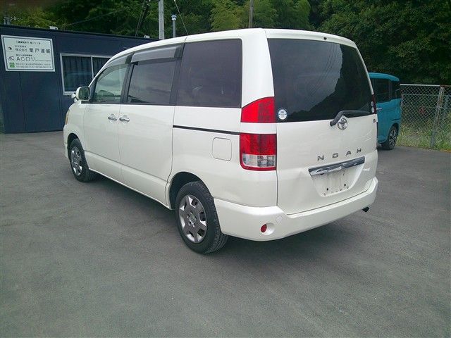 05.jpg