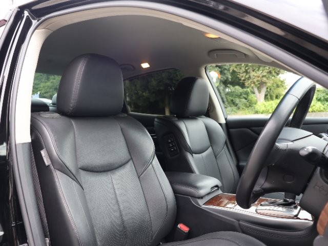 3095d2aab03e9999228d6122cddd8b72.jpg