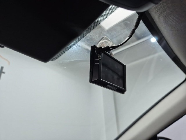 6051002226R17.jpg
