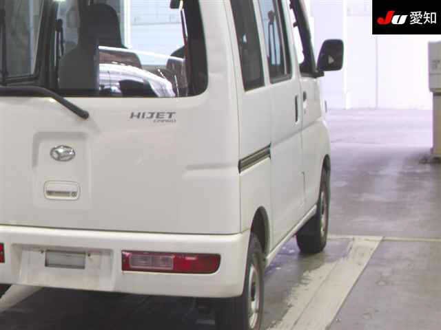 c160e194b6caec2e8f91d45132309368.jpg
