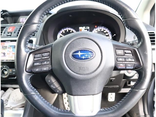 0501938A20260925G00110.jpg