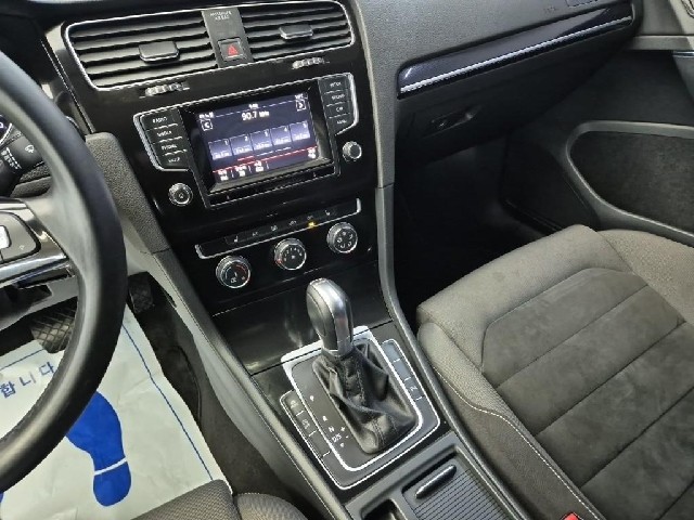 5121500141R10.jpg