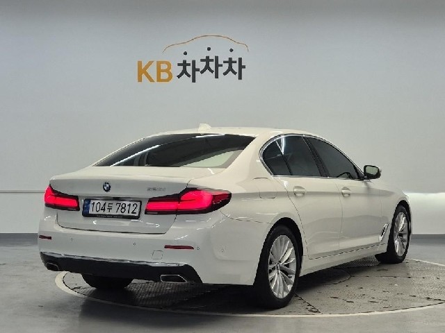 5121501511R3.jpg