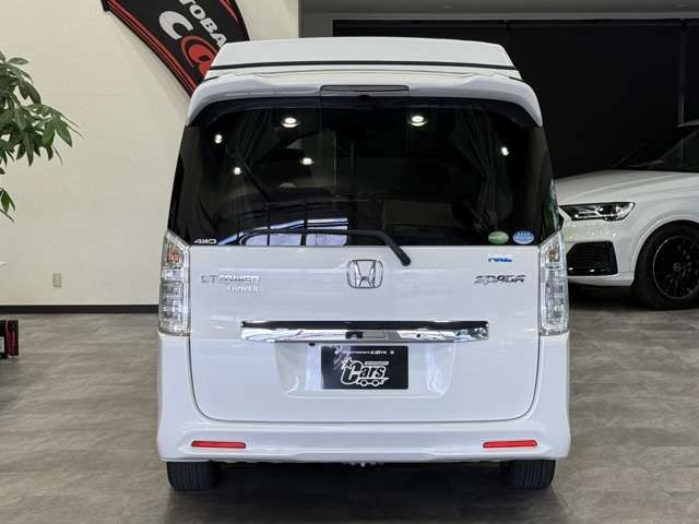 28fa05bae708fc5c94bd6dc8a1d2464f.jpg