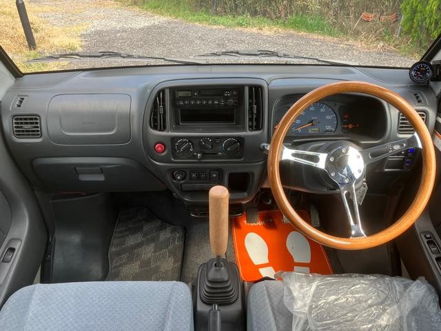 0401913A30261001W00604.jpg