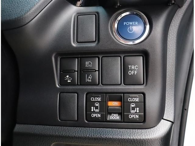 71b72e83f46b606ec78534629627c571.jpg