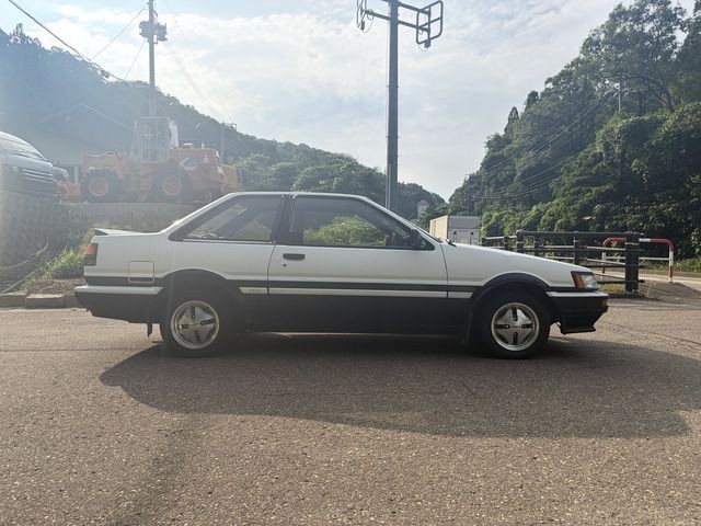 9712ad00419f25276ec484cae1de910e.jpg