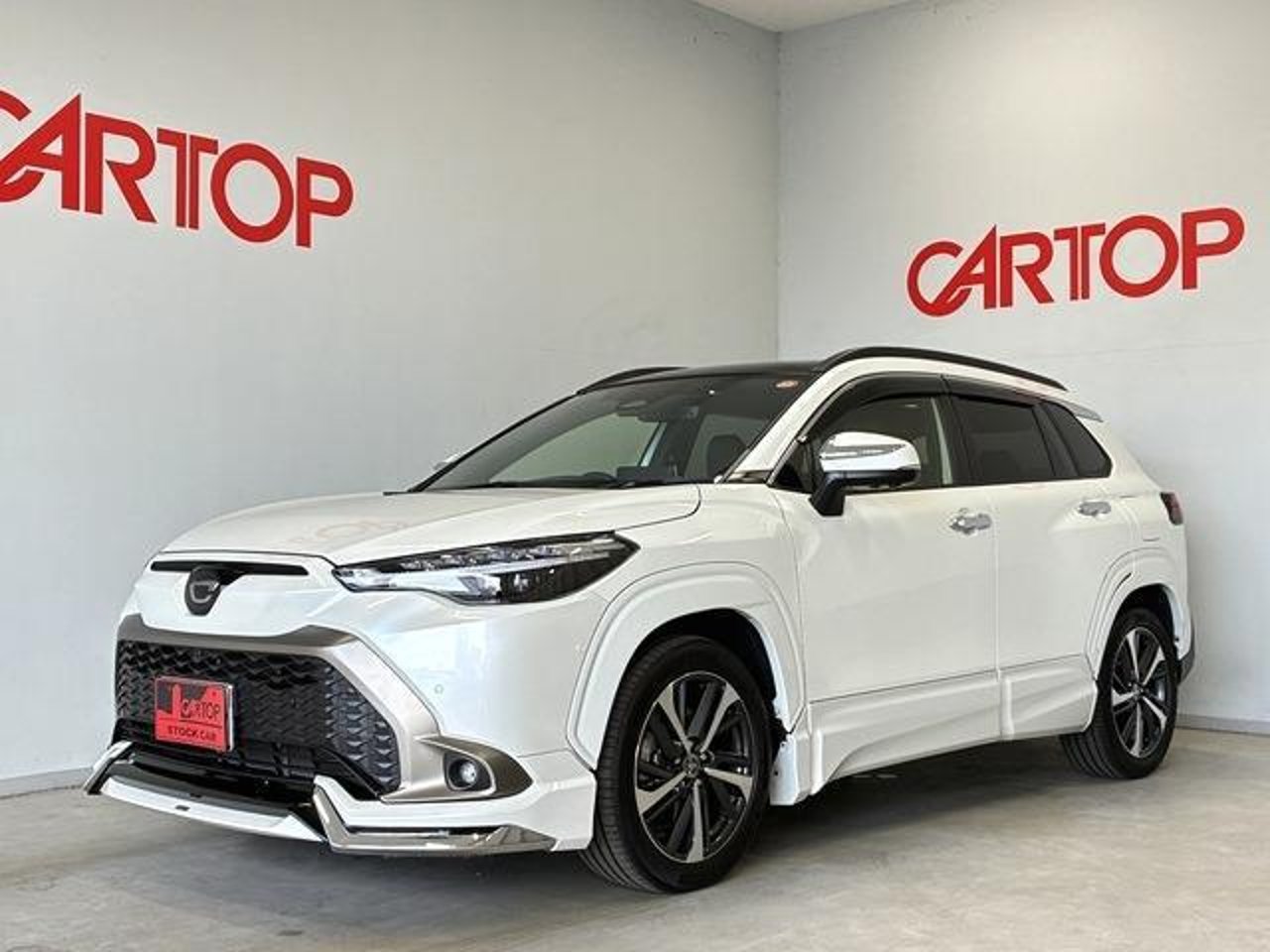 2024 Toyota Corolla CROSS 1.8 HYBRID Z 4WD for sale in Kenya