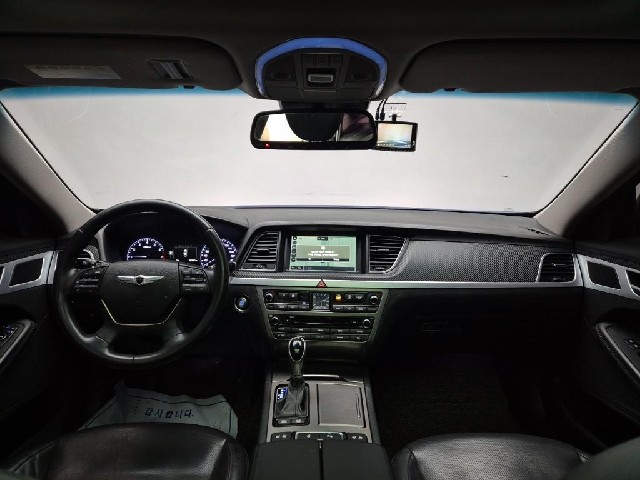 6011000106R7.jpg