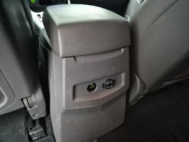 5121002533R19.jpg