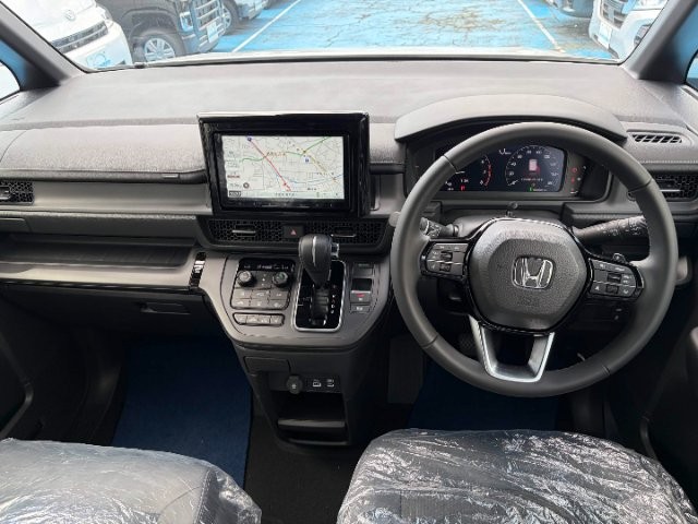 7b3f1b2b8a5381f5cfa3952abeb6f541.jpg