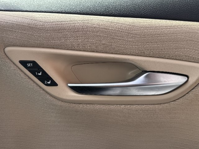 2b658ec6d4edc092e7929e3f3f8c9ae8.jpg