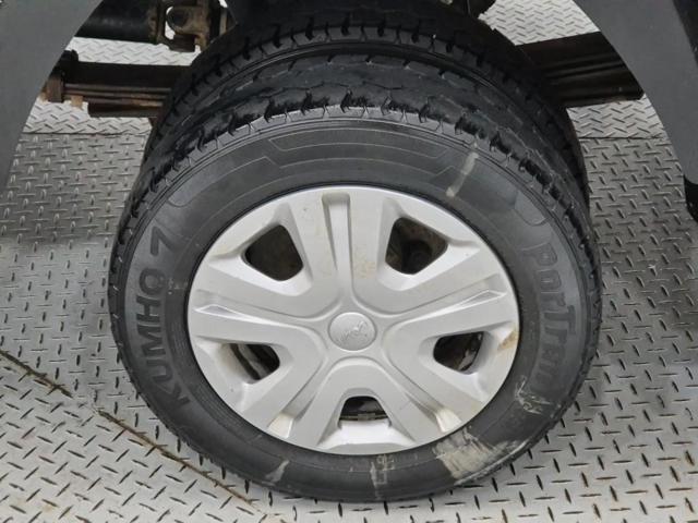 6051000032R16.jpg