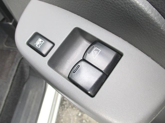 0502687A30261023W00111.jpg