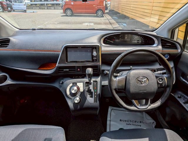 8df26db5d72d170d112e7ceac9082a54.jpg
