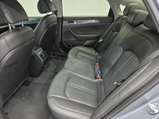 6061000214R12.jpg