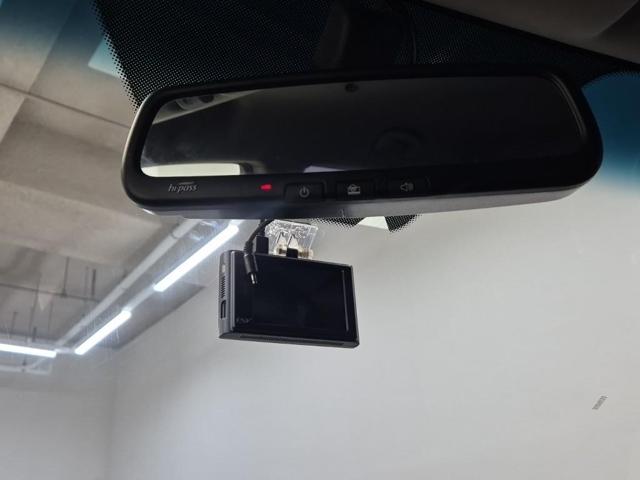 5121501057R16.jpg