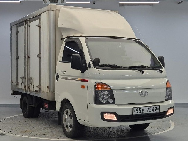 6051500180R4.jpg