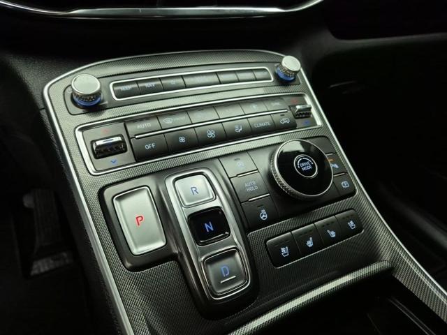 6051000548R8.jpg