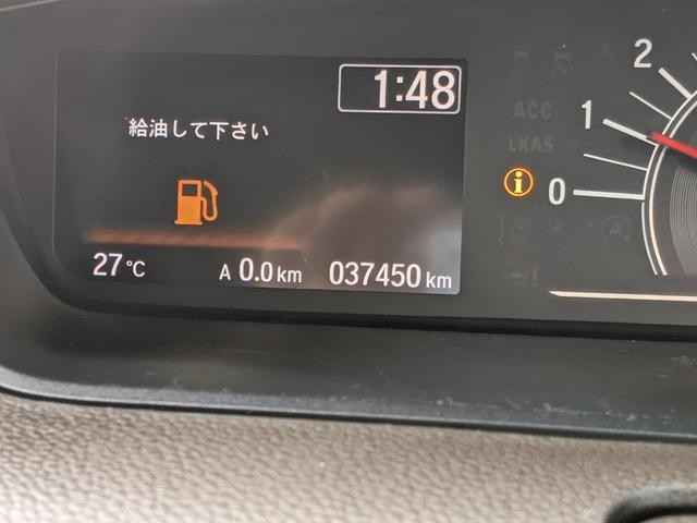 0503486A30260925W00715.jpg