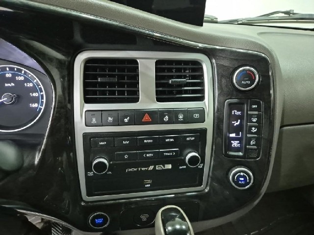 6051002566R15.jpg