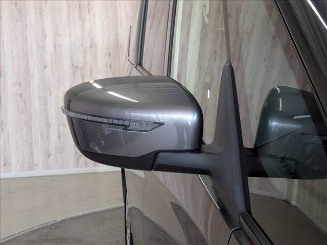 baf2ad6d47f77e84e2b60bb7145942c8.jpg