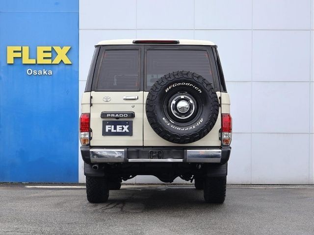 18dc3e44e98ccd5ba27f213a0cace7e3.jpg