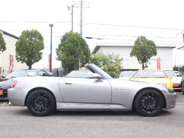 d492d26192fec9ceb94445c376ed90ce.jpg