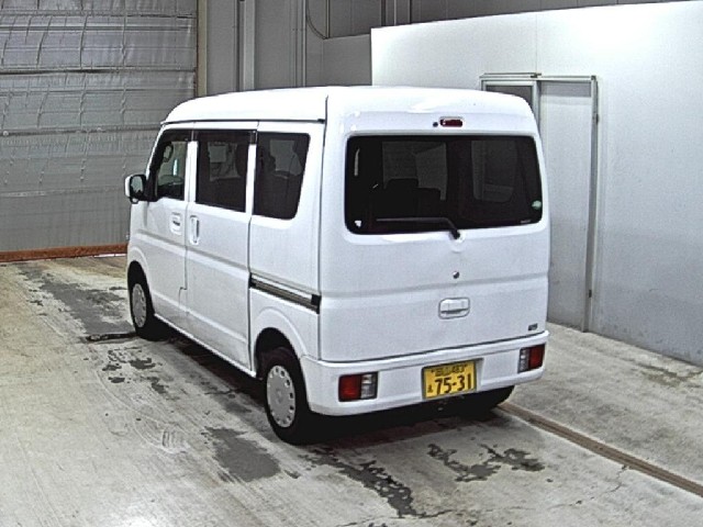 73d08bec246649bb0f5ed924f93543e7.jpg