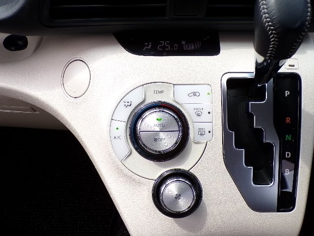 547bac08f94e2fc7e6efa60821cb10e4.jpg