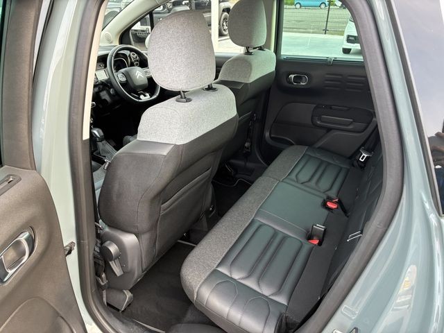 663a1ccc8d1e350c5194a2270e6e9fbe.jpg