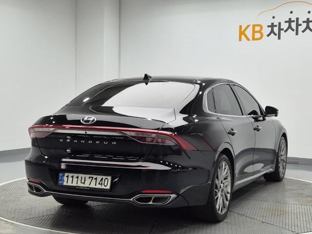 6051000816R3.jpg
