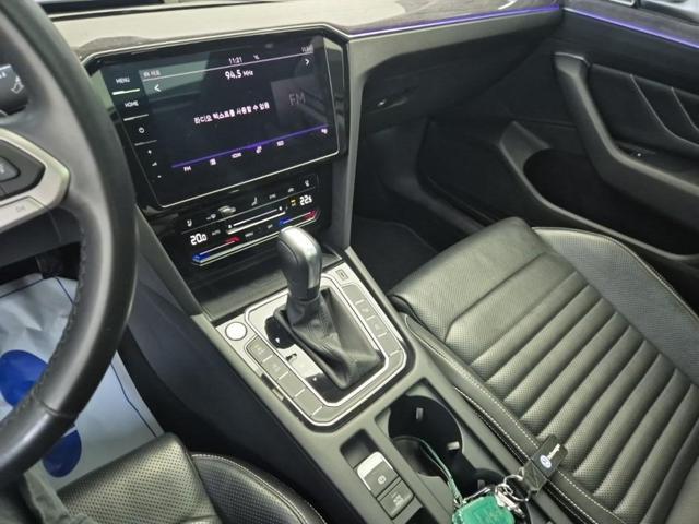 6051501853R10.jpg